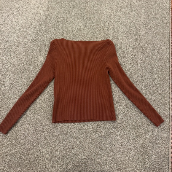 SOLD Shein Rust Orange Top Size: 1XL - Picture 5 of 5